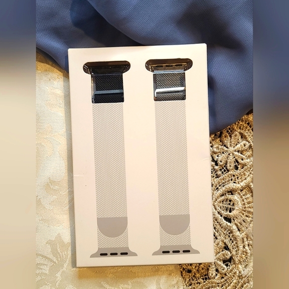 ⭐️ IWatch Bands 41mm/40mm/38mm Black/Silver - Picture 7 of 7